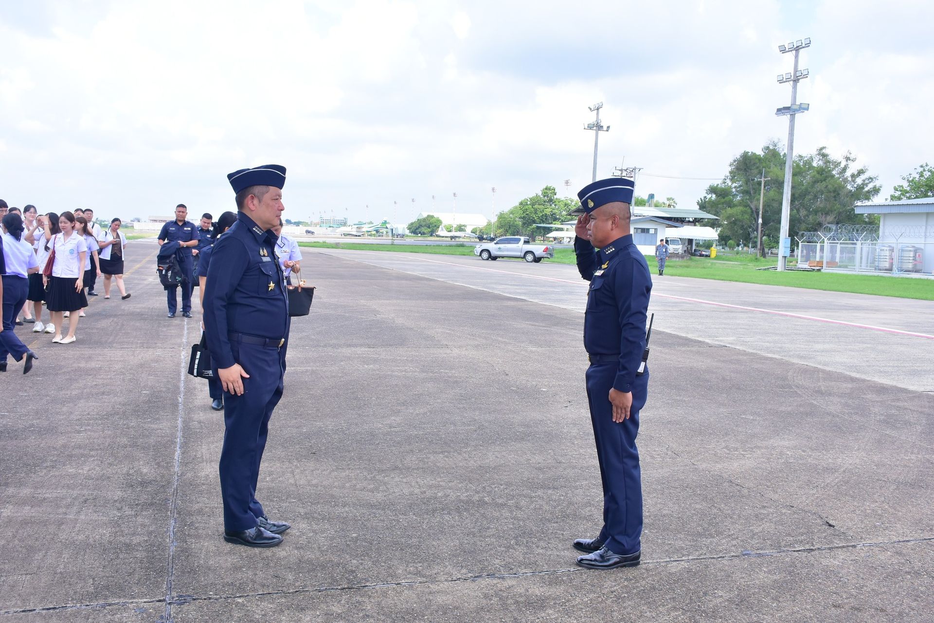 กองบิน ๒๑ ให้การต้อนรับคณะแพทย์ กรมแพทย์ทหารอากาศ | กองบิน21